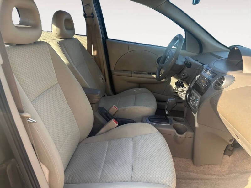 2005 Saturn Ion 2