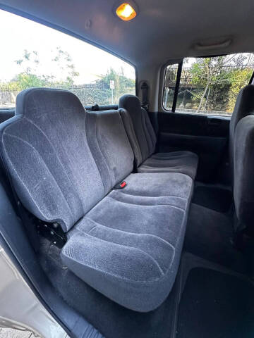 2003 Dodge Dakota