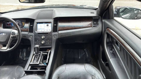 2016 Ford Taurus Limited