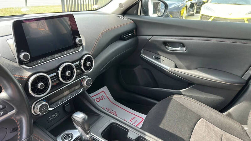 2022 Nissan Sentra SR