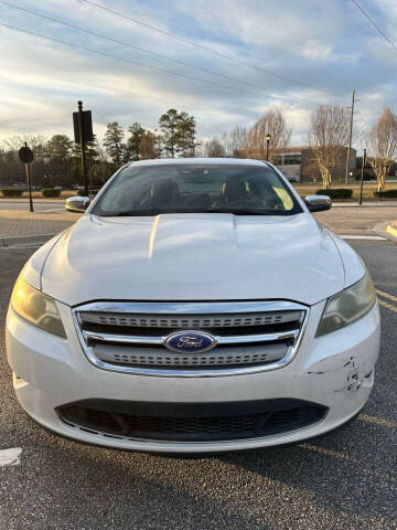 2011 Ford Taurus Limited