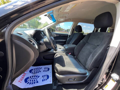 2013 Nissan Pathfinder SV