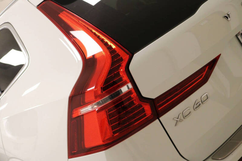 2019 Volvo XC60 T5 Momentum