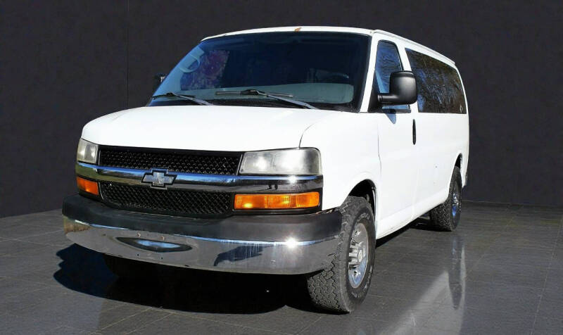 2009 Chevrolet Express LS 3500