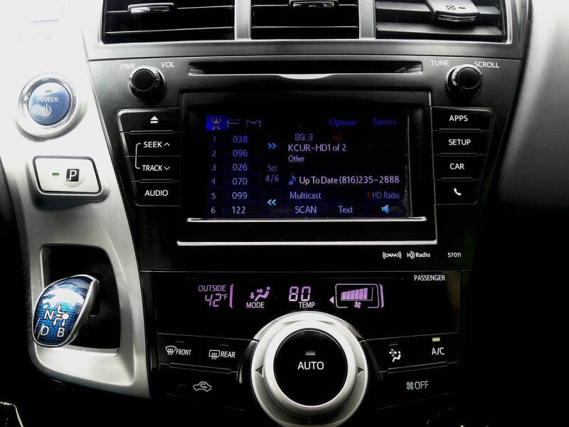 2012 Toyota Prius v Three