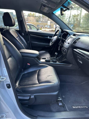 2015 Kia Sorento LX