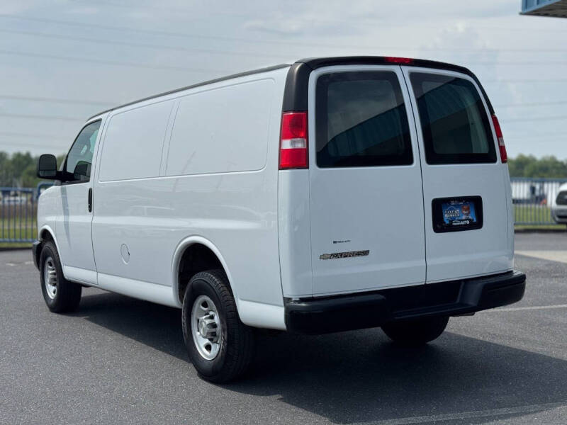 2021 Chevrolet Express 2500