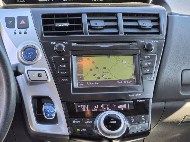 2013 Toyota Prius v Three