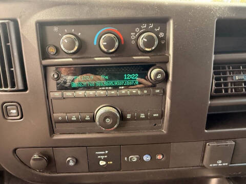 2023 GMC Savana 2500