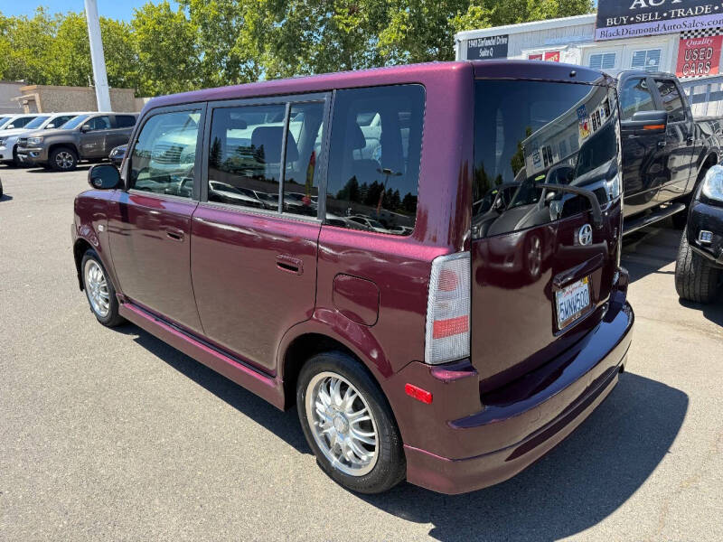 2005 Scion xB