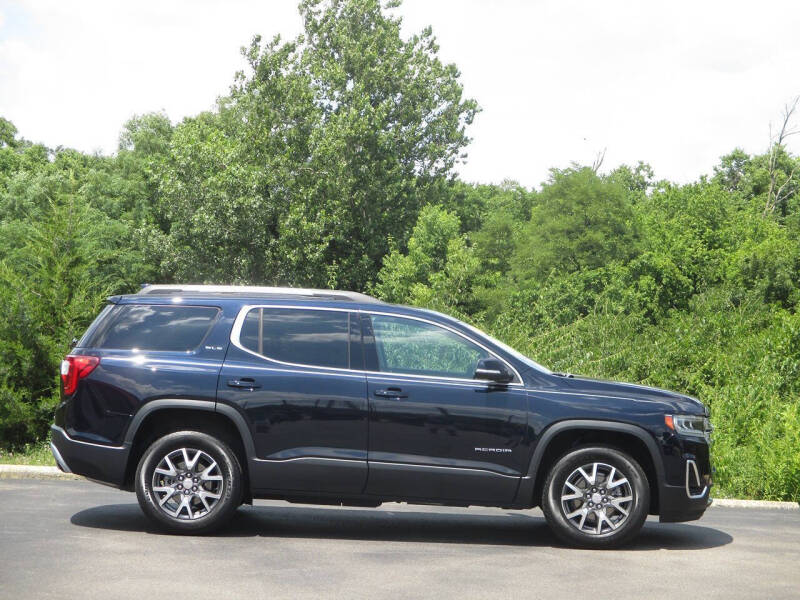 2022 GMC Acadia SLE