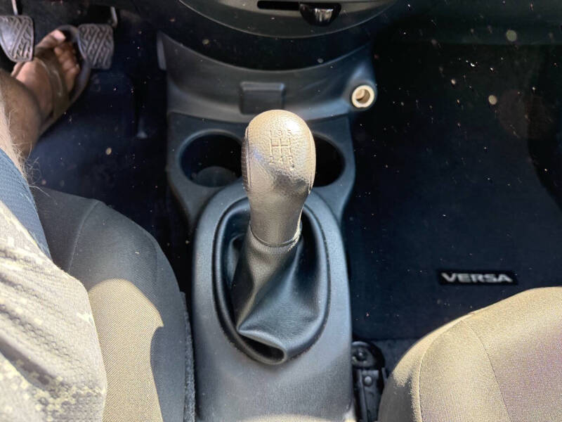 2017 Nissan Versa 1.6 S