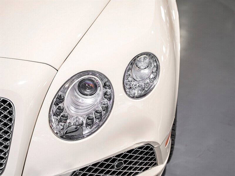 2016 Bentley Continental 10