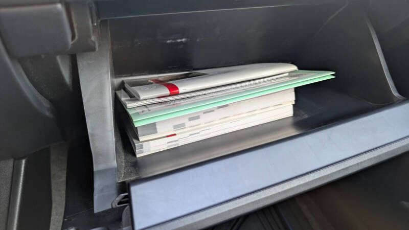 2014 Toyota Prius Three