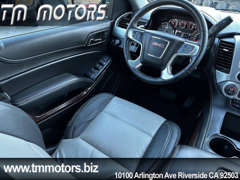 2017 GMC Yukon SLE