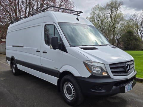 2015 Mercedes-Benz Sprinter for sale at CLEAR CHOICE AUTOMOTIVE in Milwaukie OR