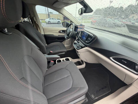 2017 Chrysler Pacifica Touring