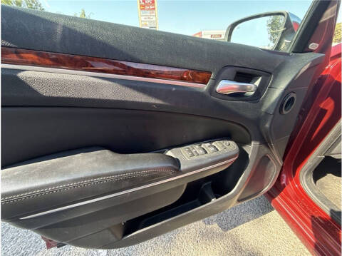 2012 Chrysler 300 Limited