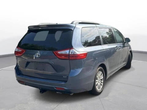 2014 Toyota Sienna
