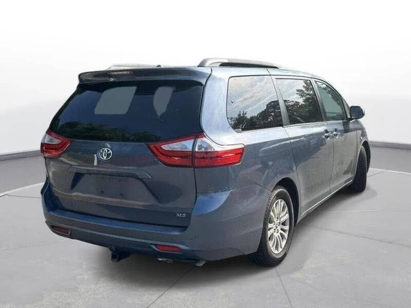 2014 Toyota Sienna