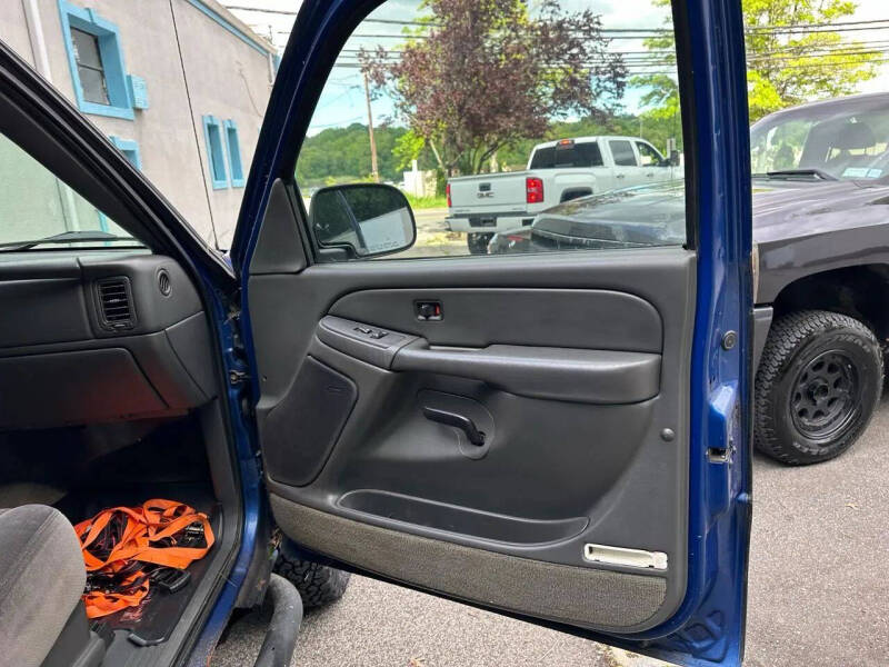 2004 GMC Sierra 2500HD