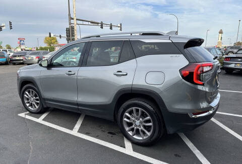 2024 GMC Terrain SLT