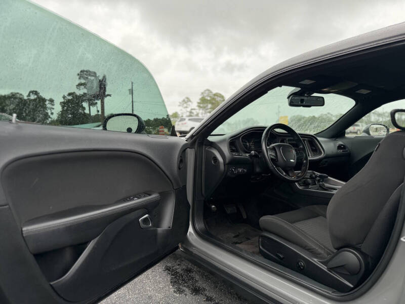 2019 Dodge Challenger SXT