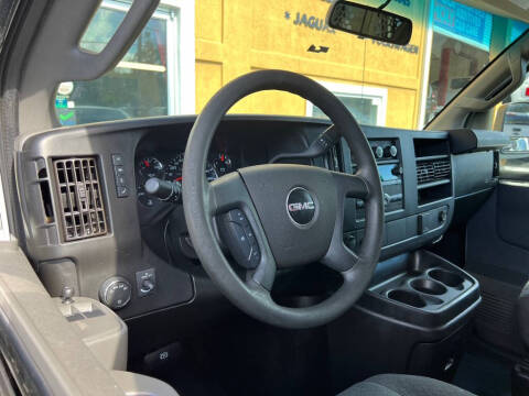 2021 GMC Savana 2500