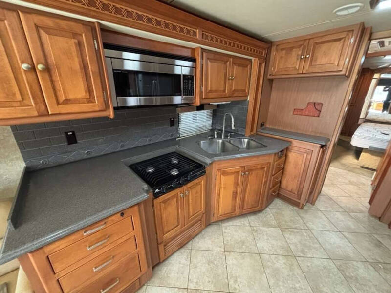 2008 Freightliner XC RAISED RAIL