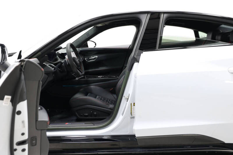 2022 Audi RS e-tron GT quattro