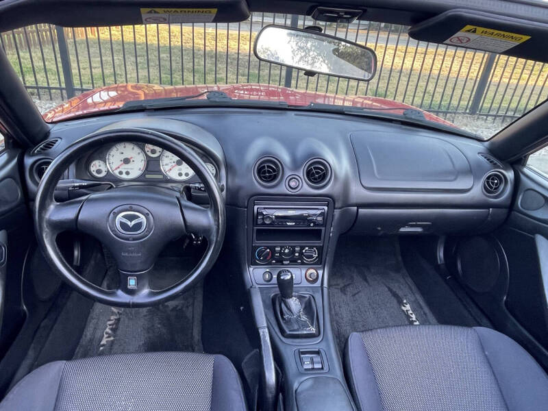 2001 Mazda MX-5 Miata
