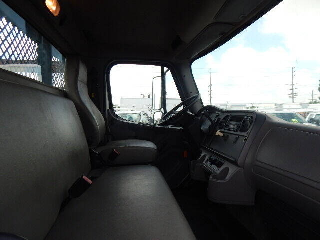 2014 Freightliner M2 106