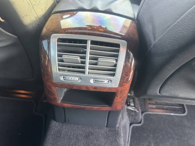 2009 Mercedes-Benz S-Class S 550 4MATIC