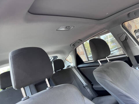 2013 Toyota Prius Three