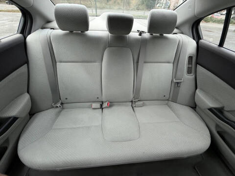 2012 Honda Civic Hybrid w/Navi