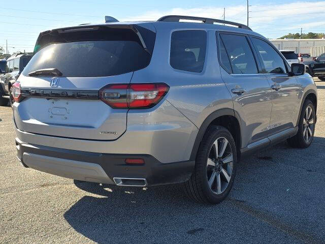 2024 Honda Pilot Touring