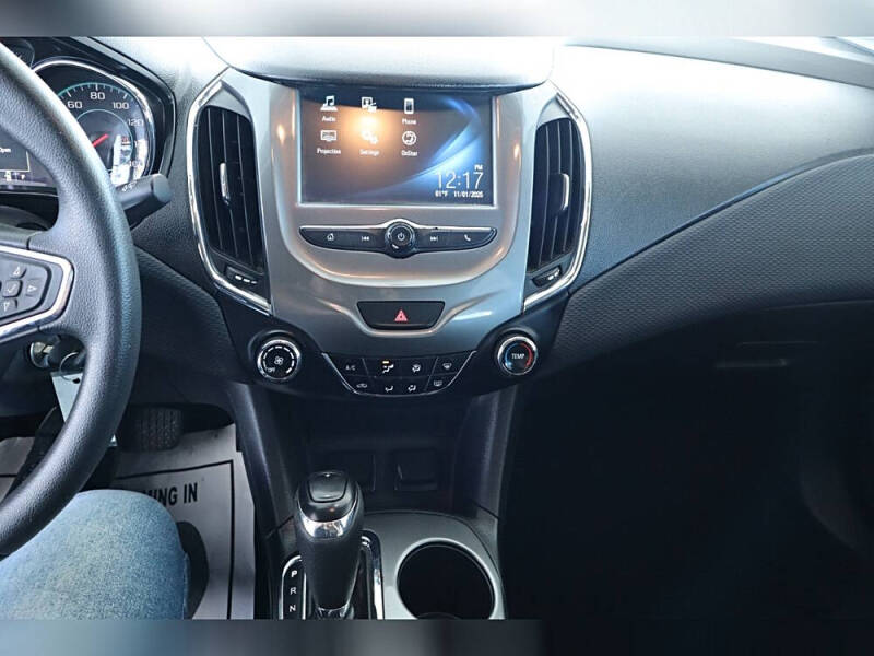 2018 Chevrolet Cruze LT Auto