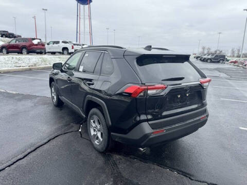 2025 Toyota RAV4 Hybrid LE