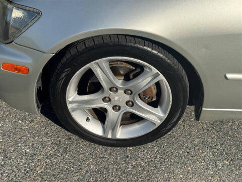 2004 Lexus IS 300