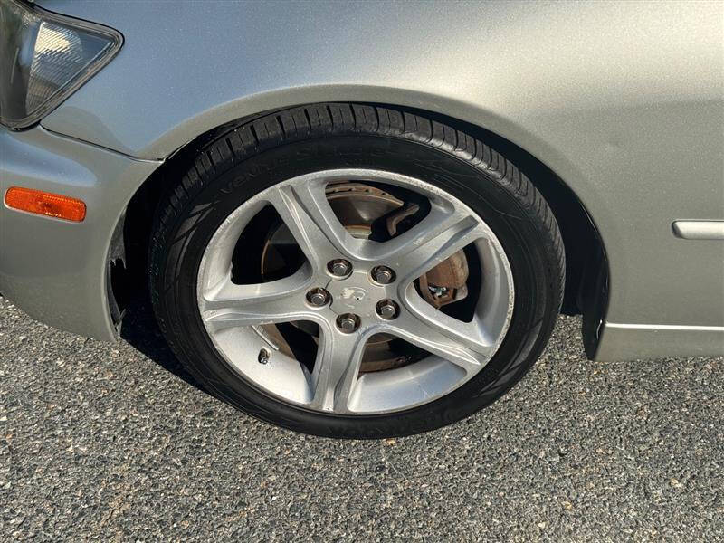 2004 Lexus IS 300