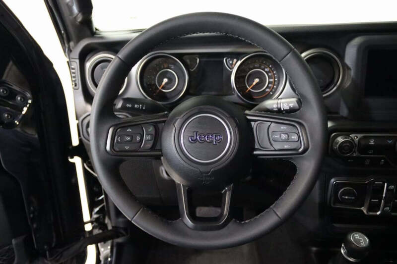 2023 Jeep Gladiator Sport S