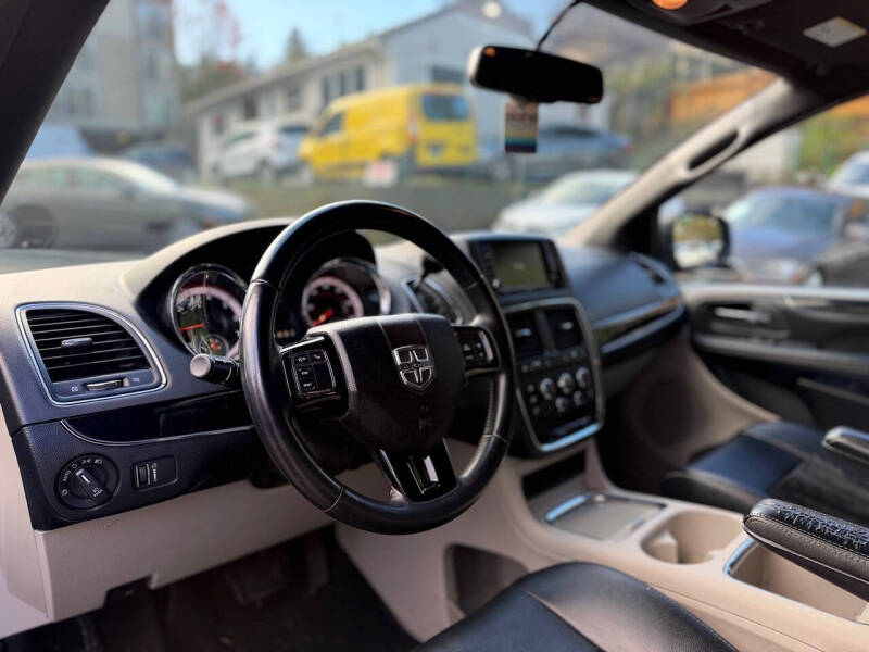 2017 Dodge Grand Caravan SXT