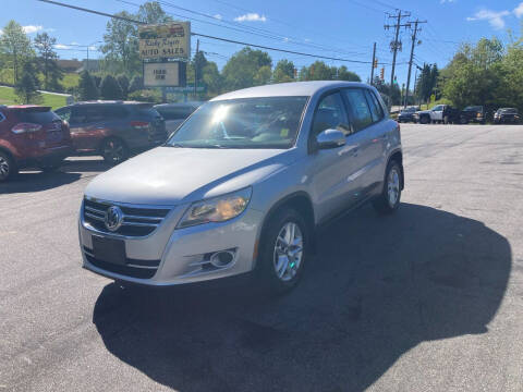 2011 Volkswagen Tiguan for sale at Ricky Rogers Auto Sales in Arden NC