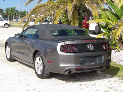 2013 Ford Mustang V6