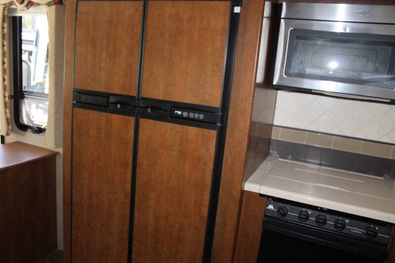 2015 Thor Motor Coach Challenger 37DT