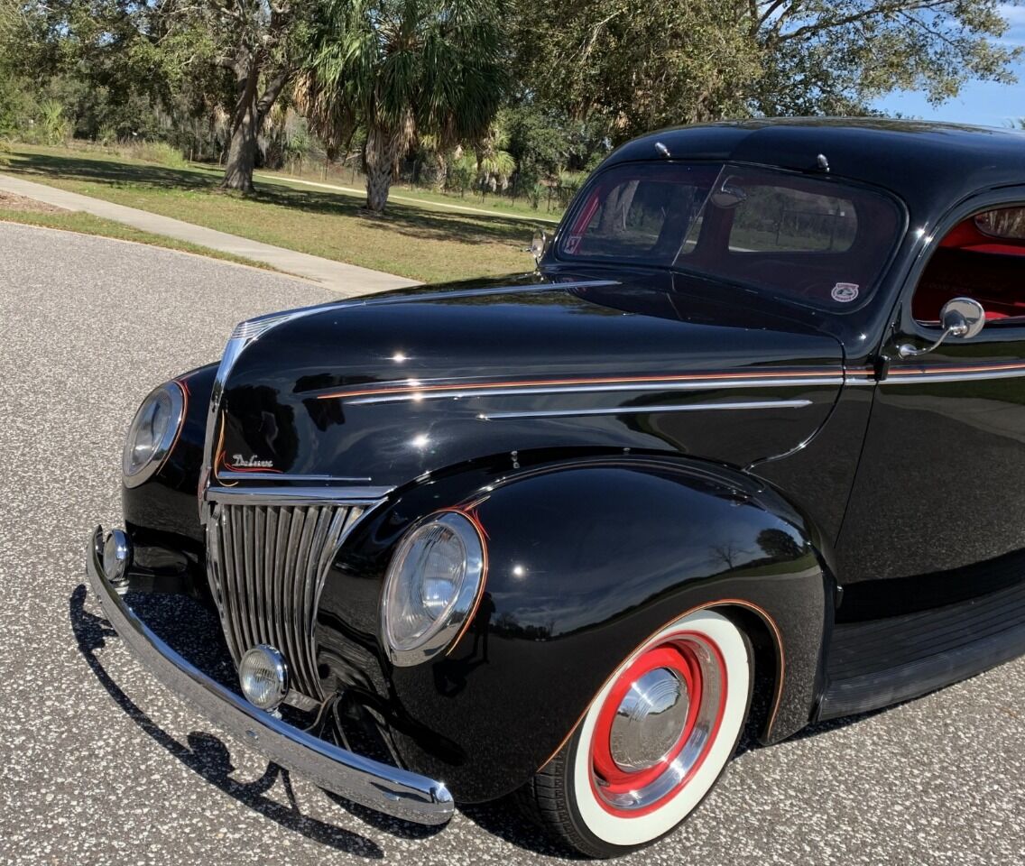 1939 Ford Deluxe 21