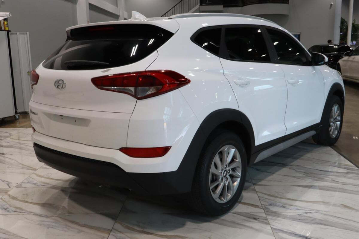 2018 Hyundai TUCSON for sale at IMD MOTORS, INC in Dallas, TX