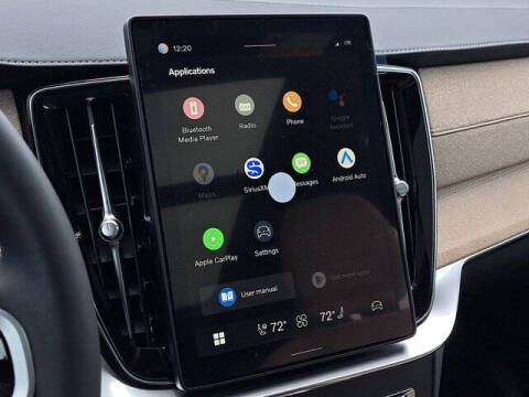 2026 Volvo XC90 T8 Plus 7P