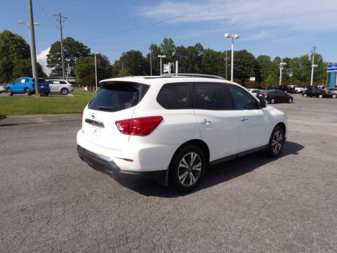 2017 Nissan Pathfinder S