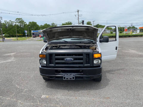2010 Ford E-Series E-150
